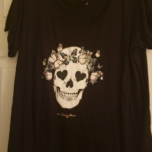Betsey Johnson skull tee
